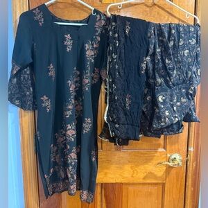 Floral Embroidered Black Patiala salwar suit